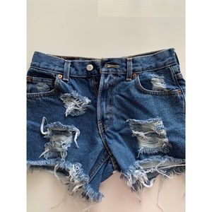 Levi Ripped Shorts